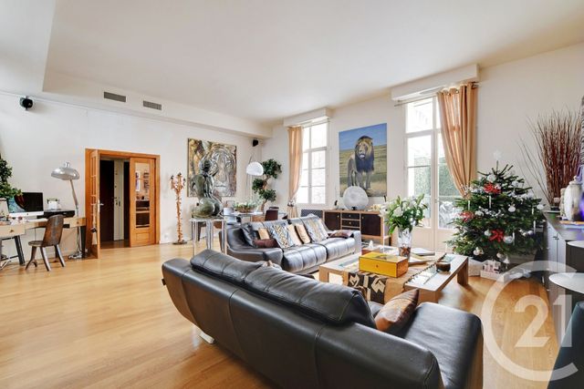 Appartement à vendre - 3 pièces - 120.0 m2 - PARIS - 75116 - ILE-DE-FRANCE - Century 21 Charles Michels