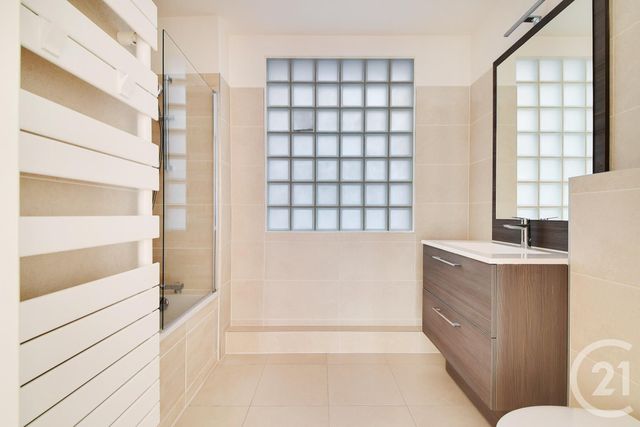 Appartement Triplex à vendre - 5 pièces - 95.91 m2 - PARIS - 75015 - ILE-DE-FRANCE - Century 21 Charles Michels