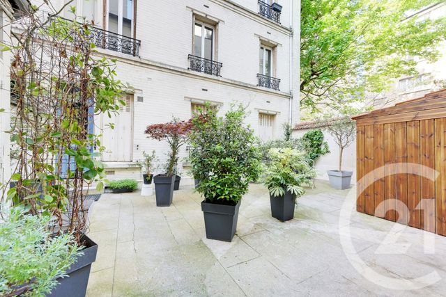 Appartement à vendre - 2 pièces - 38.39 m2 - PARIS - 75015 - ILE-DE-FRANCE - Century 21 Charles Michels