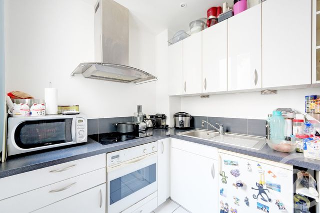Appartement à vendre - 2 pièces - 38.39 m2 - PARIS - 75015 - ILE-DE-FRANCE - Century 21 Charles Michels