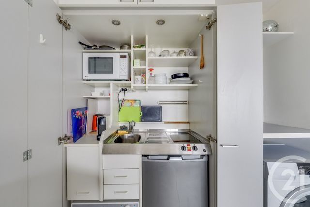 Appartement F1 à vendre - 1 pièce - 30.4 m2 - PARIS - 75015 - ILE-DE-FRANCE - Century 21 Charles Michels