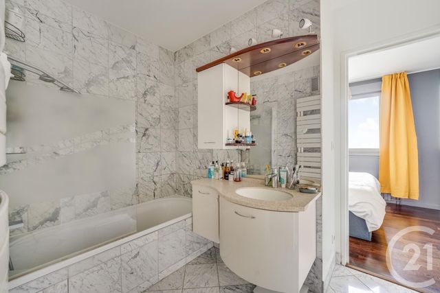 Appartement F3 à vendre - 3 pièces - 64.32 m2 - PARIS - 75015 - ILE-DE-FRANCE - Century 21 Charles Michels