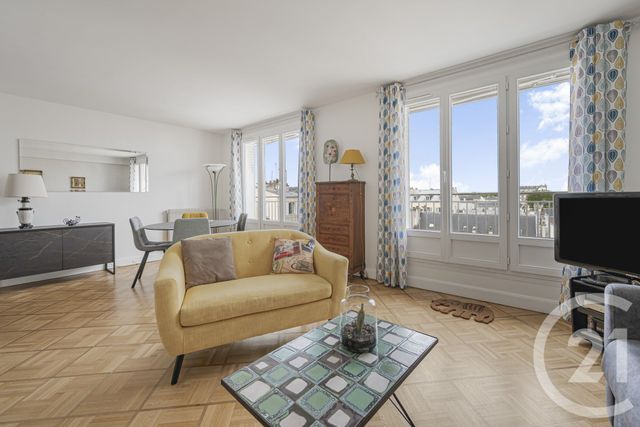 Appartement F3 à vendre - 3 pièces - 69.7 m2 - VERSAILLES - 78 - ILE-DE-FRANCE - Century 21 Charles Michels