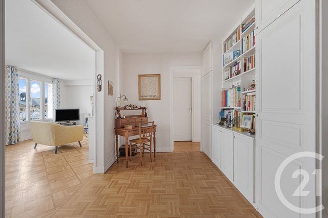 Appartement F3 à vendre - 3 pièces - 69.7 m2 - VERSAILLES - 78 - ILE-DE-FRANCE - Century 21 Charles Michels