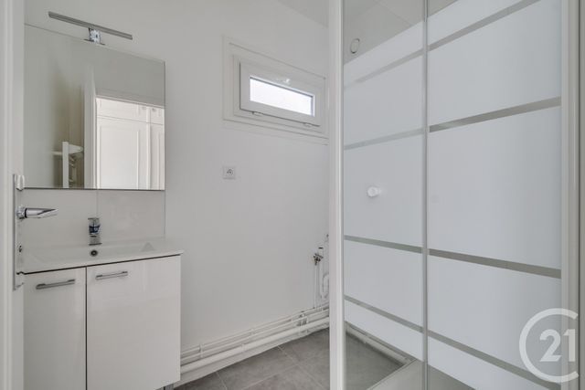 Appartement à vendre - 4 pièces - 68.21 m2 - SCEAUX - 92 - ILE-DE-FRANCE - Century 21 Charles Michels