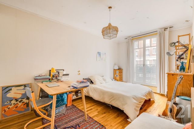 Appartement F2 à vendre - 2 pièces - 47.61 m2 - PARIS - 75015 - ILE-DE-FRANCE - Century 21 Charles Michels