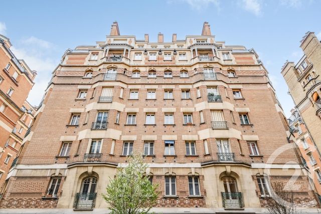 Appartement F2 à vendre - 2 pièces - 47.61 m2 - PARIS - 75015 - ILE-DE-FRANCE - Century 21 Charles Michels