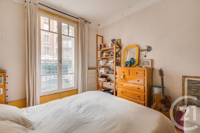 Appartement F2 à vendre - 2 pièces - 47.61 m2 - PARIS - 75015 - ILE-DE-FRANCE - Century 21 Charles Michels