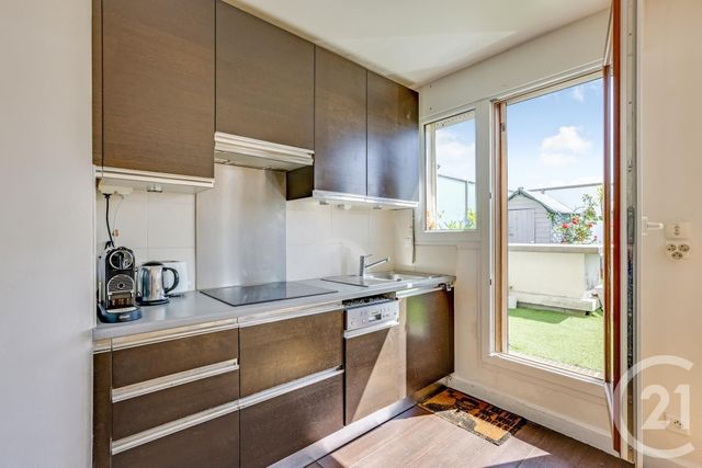 Appartement F3 à vendre - 3 pièces - 46.0 m2 - PARIS - 75015 - ILE-DE-FRANCE - Century 21 Charles Michels