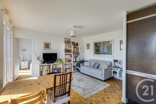 Appartement F3 à vendre - 3 pièces - 46.0 m2 - PARIS - 75015 - ILE-DE-FRANCE - Century 21 Charles Michels