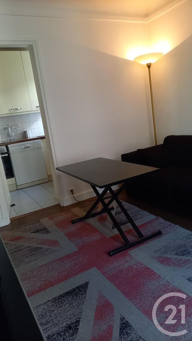Appartement F2 à louer - 2 pièces - 33.41 m2 - PARIS - 75015 - ILE-DE-FRANCE - Century 21 Charles Michels