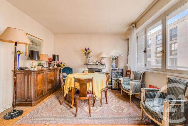 Appartement F4 à vendre - 4 pièces - 70.0 m2 - PARIS - 75015 - ILE-DE-FRANCE - Century 21 Charles Michels