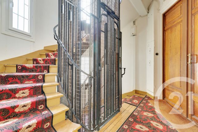 Appartement F3 à vendre - 3 pièces - 67.0 m2 - PARIS - 75015 - ILE-DE-FRANCE - Century 21 Charles Michels