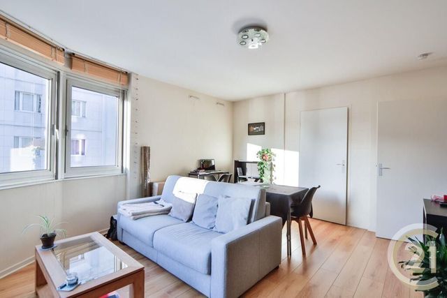 Appartement F2 à louer - 2 pièces - 42.01 m2 - PARIS - 75014 - ILE-DE-FRANCE - Century 21 Charles Michels