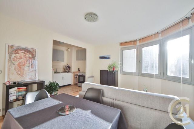 Appartement F2 à louer - 2 pièces - 42.01 m2 - PARIS - 75014 - ILE-DE-FRANCE - Century 21 Charles Michels