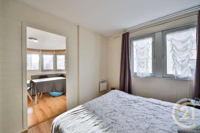 Appartement F2 à louer - 2 pièces - 42.01 m2 - PARIS - 75014 - ILE-DE-FRANCE - Century 21 Charles Michels
