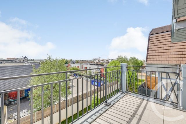 Appartement T2 à vendre - 3 pièces - 57.0 m2 - LE BLANC MESNIL - 93 - ILE-DE-FRANCE - Century 21 Charles Michels