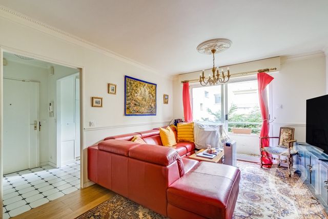 Appartement F2 à vendre - 2 pièces - 47.8 m2 - VINCENNES - 94 - ILE-DE-FRANCE - Century 21 Charles Michels