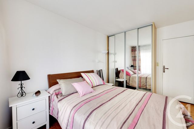 Appartement F2 à vendre - 2 pièces - 46.07 m2 - PARIS - 75015 - ILE-DE-FRANCE - Century 21 Charles Michels