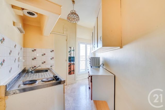 Appartement F1 à vendre - 1 pièce - 26.2 m2 - PARIS - 75015 - ILE-DE-FRANCE - Century 21 Charles Michels