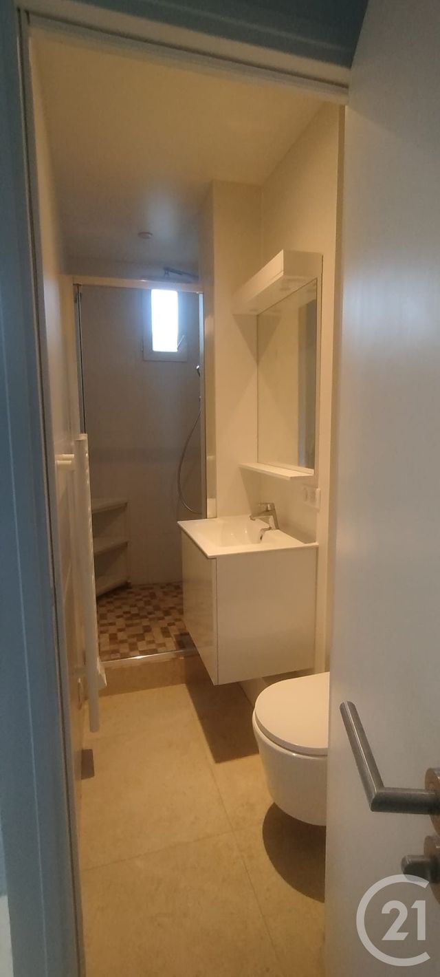 Appartement F1 à louer - 1 pièce - 19.41 m2 - ST OUEN - 93 - ILE-DE-FRANCE - Century 21 Charles Michels