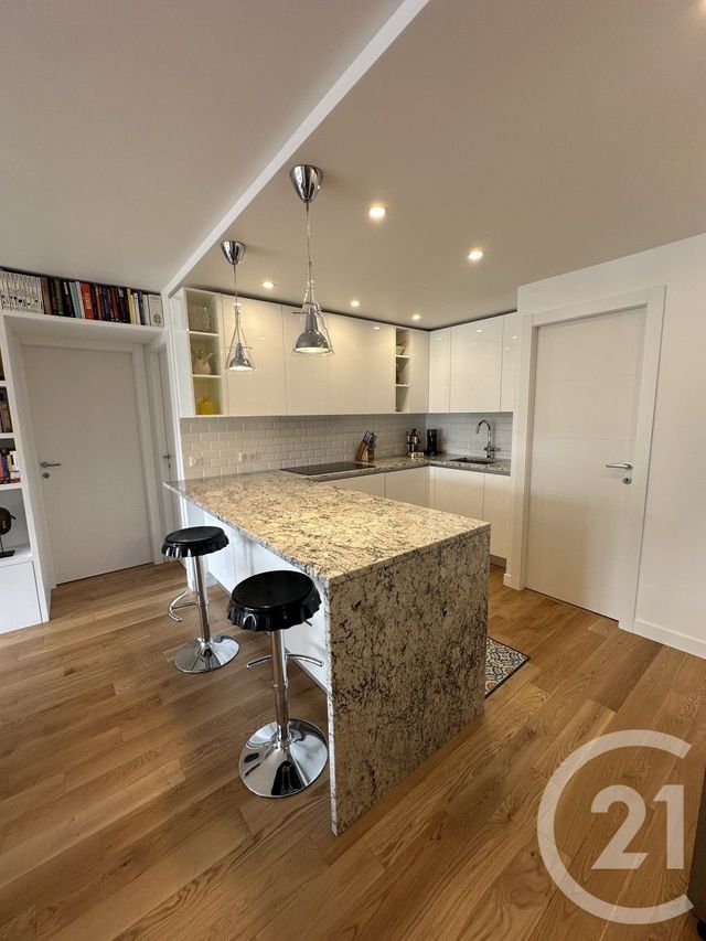 Appartement F5 à vendre - 4 pièces - 96.05 m2 - PARIS - 75015 - ILE-DE-FRANCE - Century 21 Charles Michels