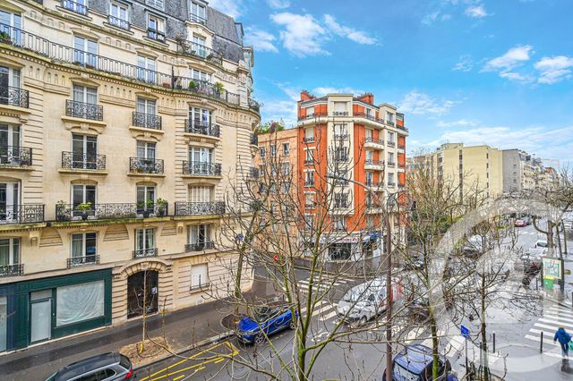 Appartement F4 à vendre - 4 pièces - 82.24 m2 - PARIS - 75015 - ILE-DE-FRANCE - Century 21 Charles Michels