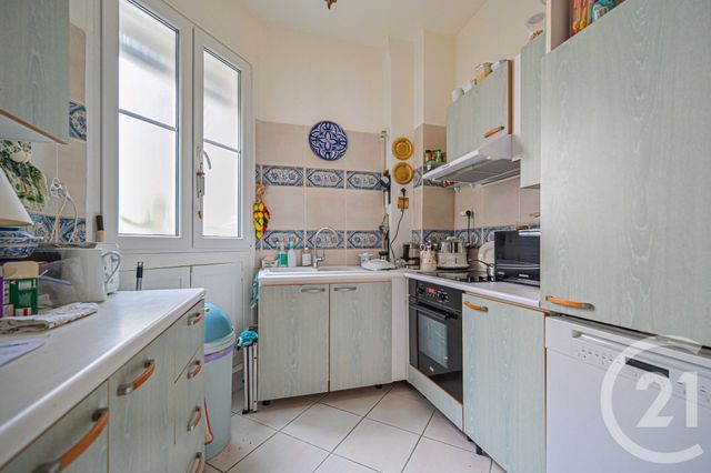 Appartement F4 à vendre - 4 pièces - 82.24 m2 - PARIS - 75015 - ILE-DE-FRANCE - Century 21 Charles Michels