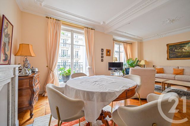 Appartement F4 à vendre - 4 pièces - 82.24 m2 - PARIS - 75015 - ILE-DE-FRANCE - Century 21 Charles Michels