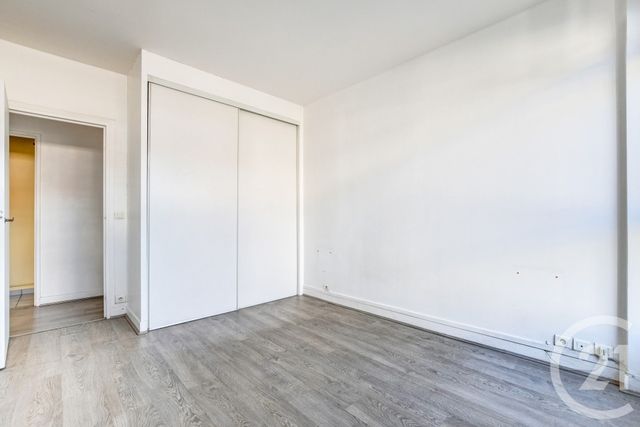 Appartement F3 à vendre - 3 pièces - 63.2 m2 - PARIS - 75015 - ILE-DE-FRANCE - Century 21 Charles Michels
