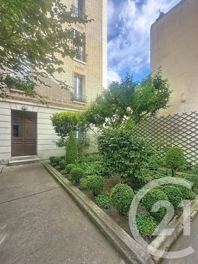 Appartement T1 à vendre - 1 pièce - 24.0 m2 - PARIS - 75015 - ILE-DE-FRANCE - Century 21 Charles Michels