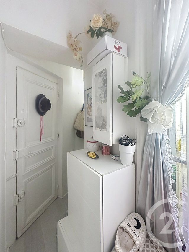 Appartement T1 à vendre - 1 pièce - 24.0 m2 - PARIS - 75015 - ILE-DE-FRANCE - Century 21 Charles Michels