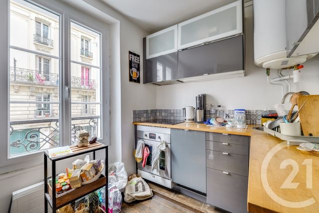 Appartement T2 à vendre - 3 pièces - 46.52 m2 - PARIS - 75015 - ILE-DE-FRANCE - Century 21 Charles Michels