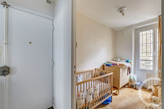 Appartement T2 à vendre - 3 pièces - 46.52 m2 - PARIS - 75015 - ILE-DE-FRANCE - Century 21 Charles Michels
