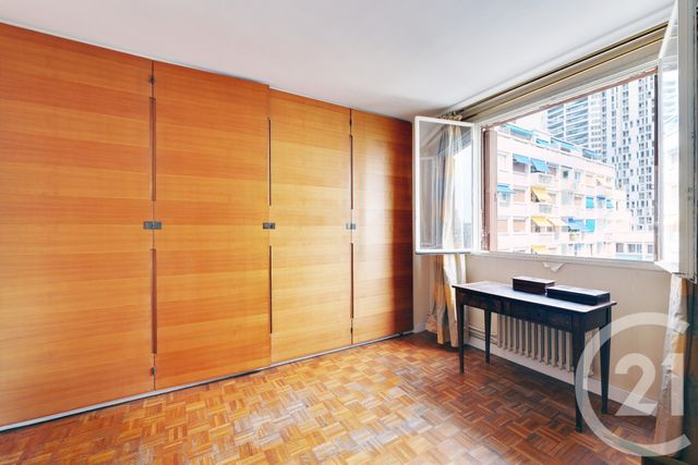 Appartement F5 à vendre - 5 pièces - 111.0 m2 - PARIS - 75015 - ILE-DE-FRANCE - Century 21 Charles Michels