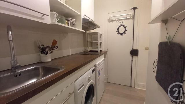 Appartement F1 à vendre - 1 pièce - 20.0 m2 - PARIS - 75015 - ILE-DE-FRANCE - Century 21 Charles Michels