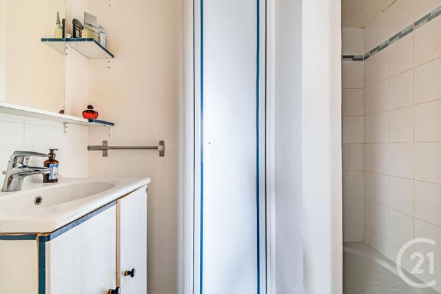 Appartement F4 à vendre - 4 pièces - 71.86 m2 - PARIS - 75015 - ILE-DE-FRANCE - Century 21 Charles Michels