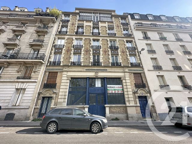 Appartement Studio à vendre - 1 pièce - 10.52 m2 - PARIS - 75015 - ILE-DE-FRANCE - Century 21 Charles Michels