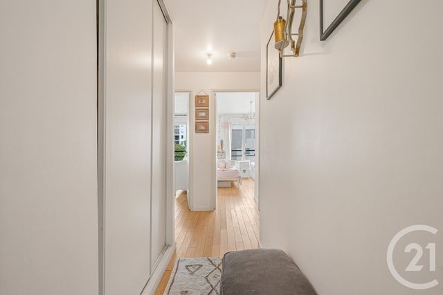 Appartement F3 à vendre - 3 pièces - 64.75 m2 - SURESNES - 92 - ILE-DE-FRANCE - Century 21 Charles Michels