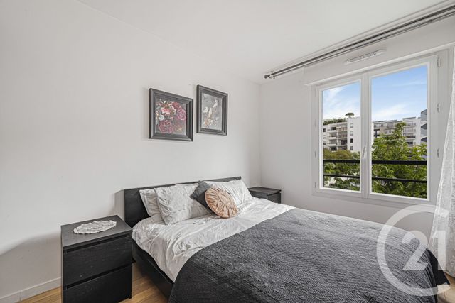 Appartement F3 à vendre - 3 pièces - 64.75 m2 - SURESNES - 92 - ILE-DE-FRANCE - Century 21 Charles Michels