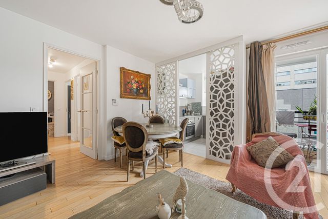 Appartement F3 à vendre - 3 pièces - 64.75 m2 - SURESNES - 92 - ILE-DE-FRANCE - Century 21 Charles Michels