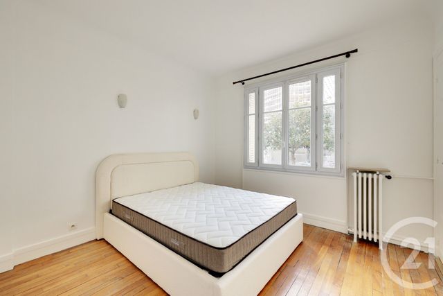 Appartement F3 à louer - 3 pièces - 66.06 m2 - PARIS - 75015 - ILE-DE-FRANCE - Century 21 Charles Michels