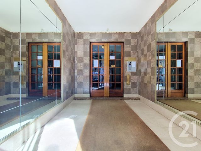 Chambre à vendre - 1 pièce - 8.31 m2 - PARIS - 75015 - ILE-DE-FRANCE - Century 21 Charles Michels