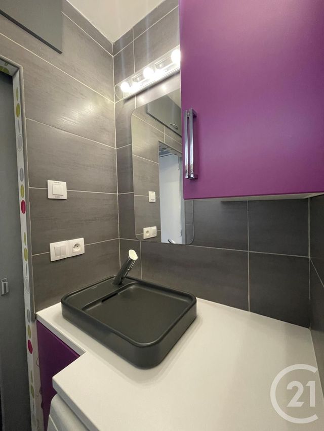 Appartement F1 à louer - 1 pièce - 31.72 m2 - PARIS - 75015 - ILE-DE-FRANCE - Century 21 Charles Michels