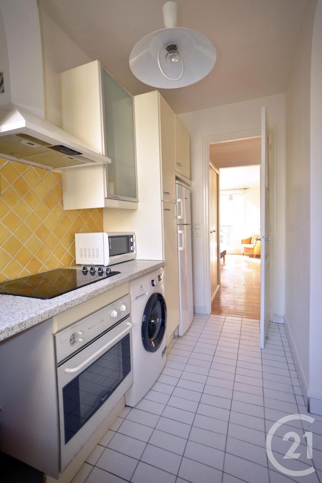 Appartement F2 à louer - 2 pièces - 51.08 m2 - PARIS - 75015 - ILE-DE-FRANCE - Century 21 Charles Michels