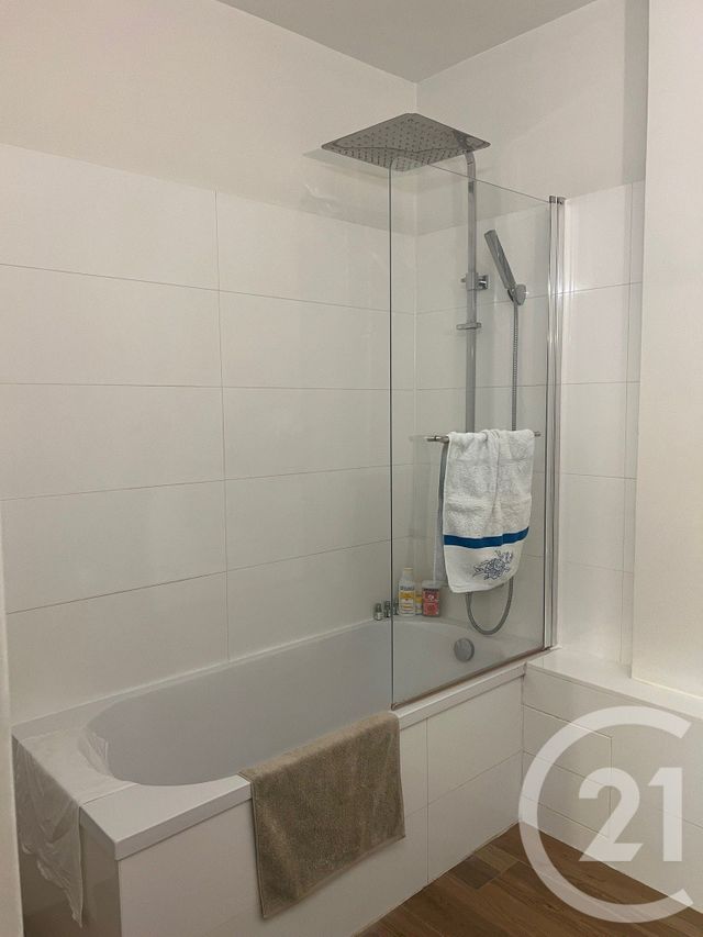 Appartement F3 à louer - 3 pièces - 60.0 m2 - PARIS - 75015 - ILE-DE-FRANCE - Century 21 Charles Michels