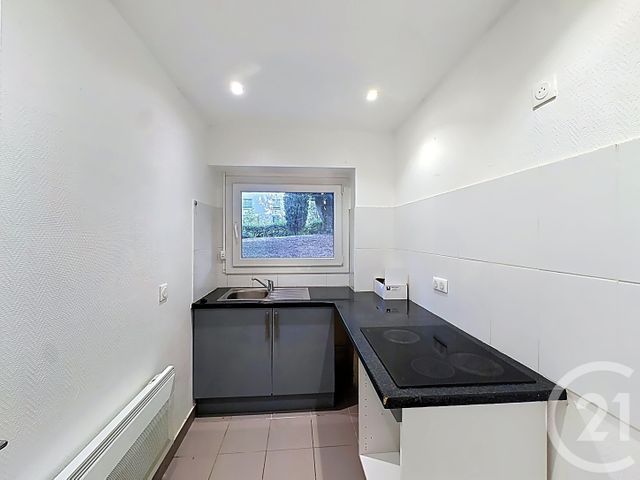 Appartement F2 à vendre - 2 pièces - 42.0 m2 - SCEAUX - 92 - ILE-DE-FRANCE - Century 21 Charles Michels