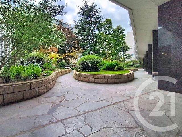 Appartement F2 à vendre - 2 pièces - 53.28 m2 - PARIS - 75015 - ILE-DE-FRANCE - Century 21 Charles Michels