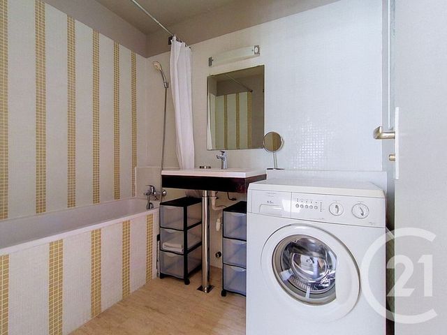 Appartement F2 à vendre - 2 pièces - 53.28 m2 - PARIS - 75015 - ILE-DE-FRANCE - Century 21 Charles Michels