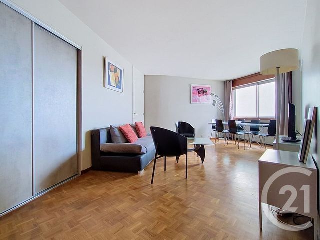 Appartement F2 à vendre - 2 pièces - 53.28 m2 - PARIS - 75015 - ILE-DE-FRANCE - Century 21 Charles Michels